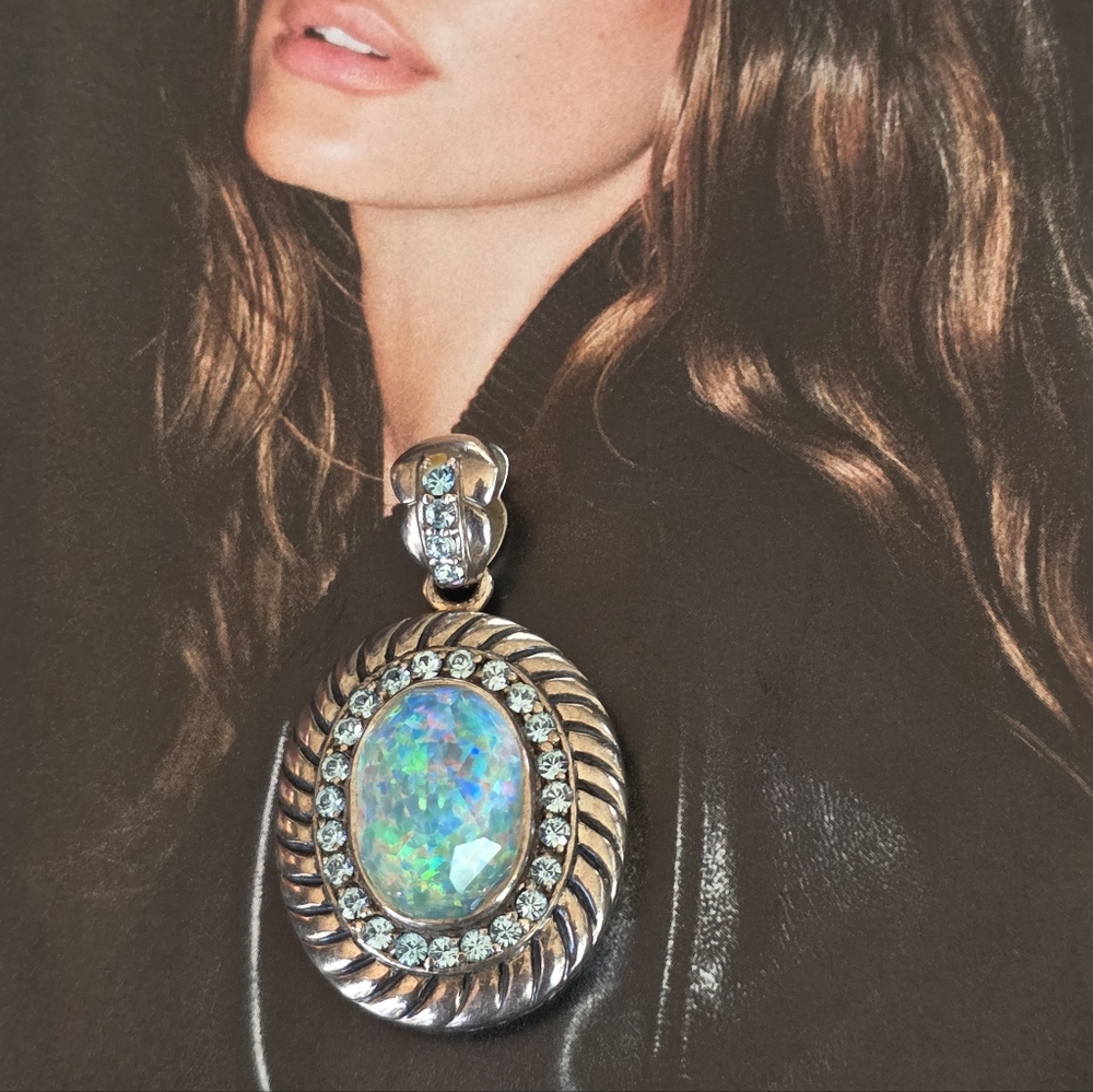 Elegant Sterling Silver and Opal Pendant w/ Aquamarine. - Picture 7 of 10